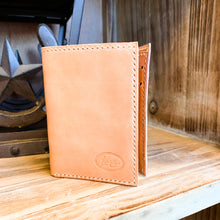 Load image into Gallery viewer, Classic trifold